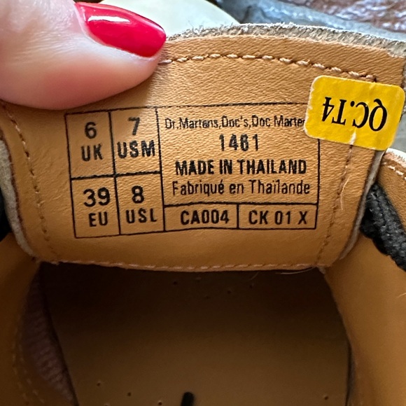 Dr. Martens Off-White Leather Derbys - Picture 2 of 2